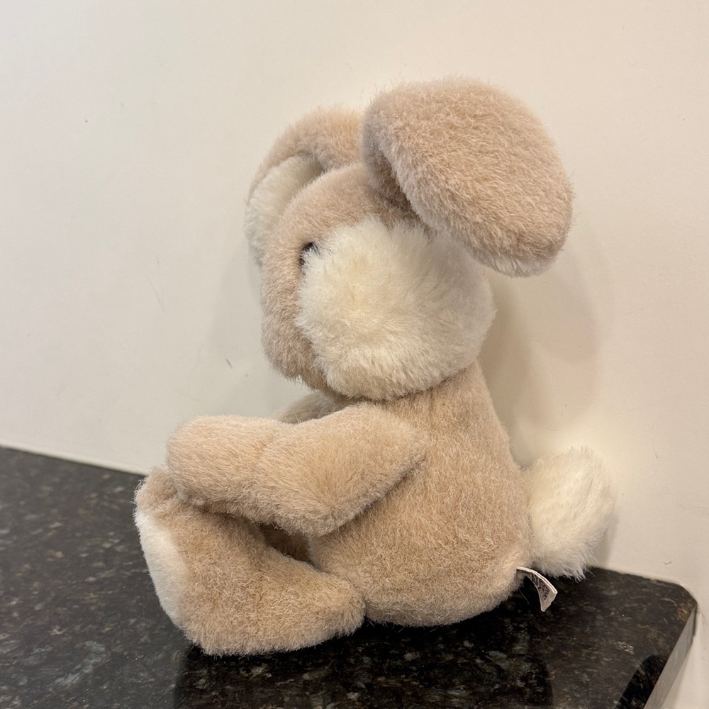 Vintage 1984 Gund Tan and White Bunny Rabbit Plush Stuffed Animal 10” - Picture 3 of 8